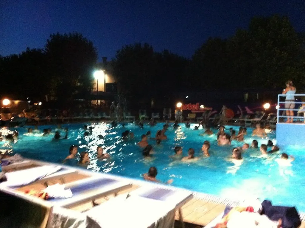 Centro Vacanze La Perla Affittacamere Bellaria-Igea Marina